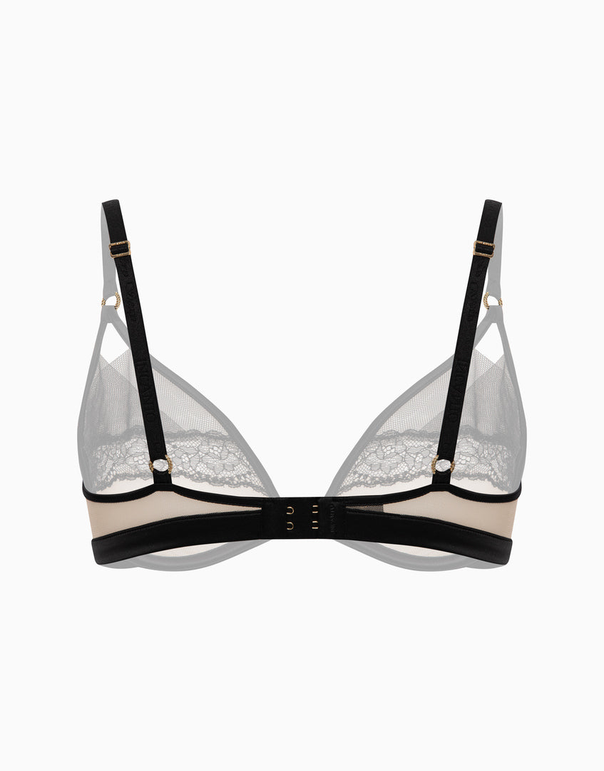 https://onwavecloud.it/incantoitaly/foto/pic_cd11877_1287_nero_nude_4.jpg